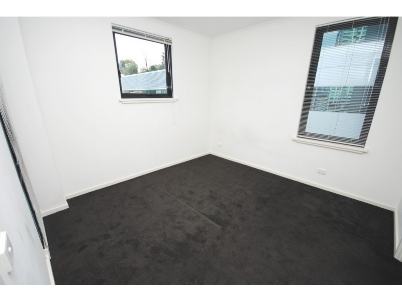 REF 24435/69 Dorcas Street, South Melbourne VIC 3205