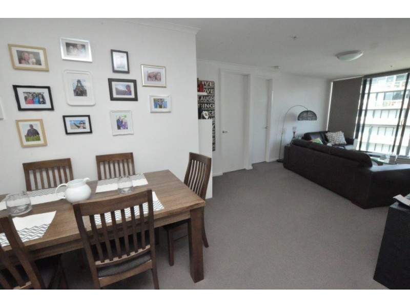 REF 24438/63 Dorcas Street, South Melbourne VIC 3205