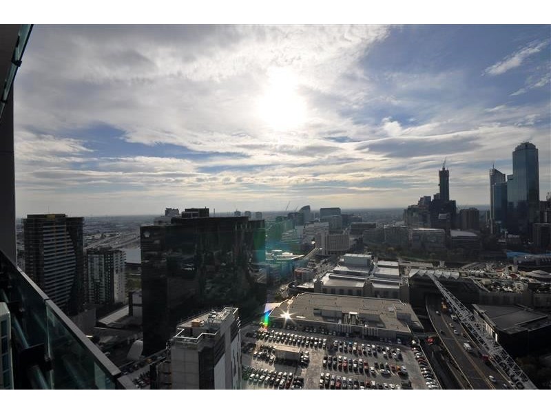 REF 24441/241 City Road, Southbank VIC 3006