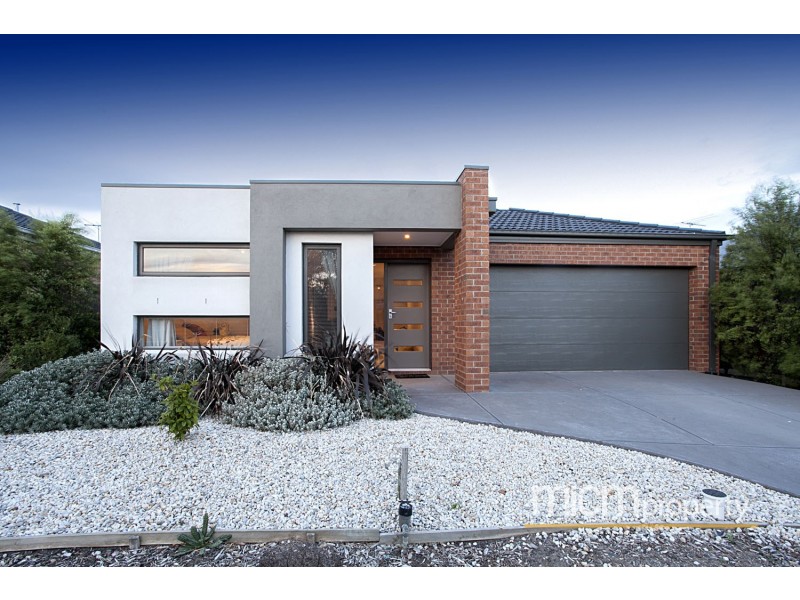 22 Lomandra Street, Point Cook VIC 3030