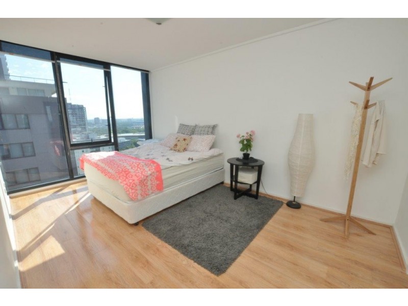 REF 24447/173 City Road, Southbank VIC 3006