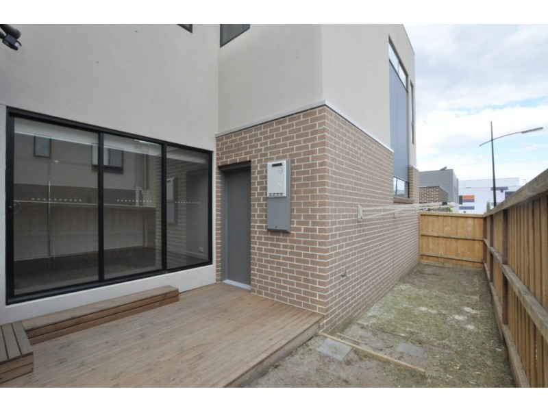 4 Aperture Street, Coburg North VIC 3058