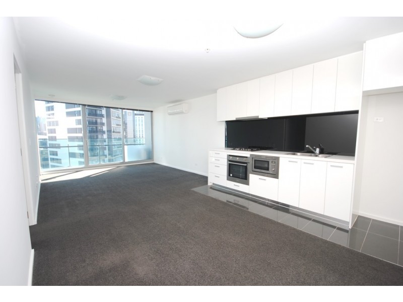 REF 24455/241 City Road, Southbank VIC 3006