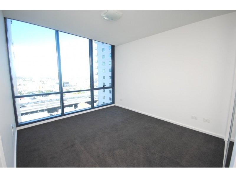 REF 24455/241 City Road, Southbank VIC 3006