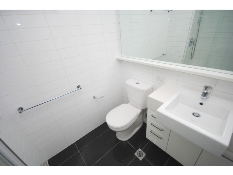 REF 24455/241 City Road, Southbank VIC 3006