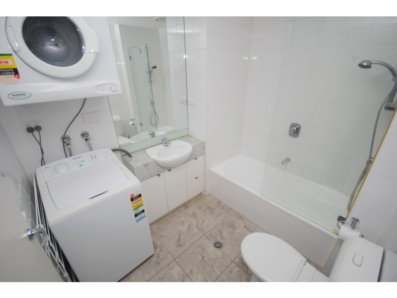 REF 24456/173 City Road, Southbank VIC 3006