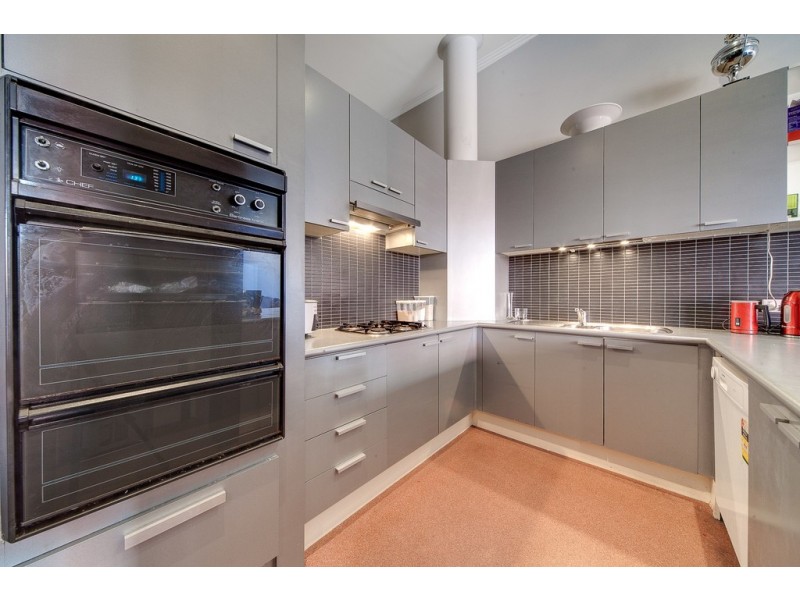 49/15 Beach Street, Port Melbourne VIC 3207