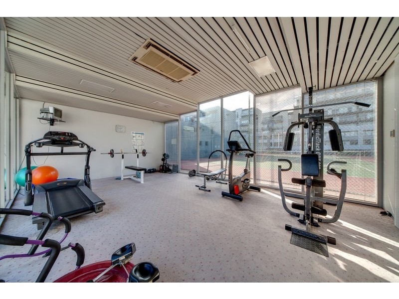 49/15 Beach Street, Port Melbourne VIC 3207