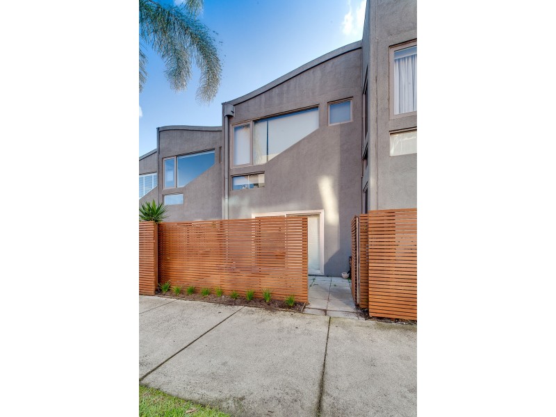 49/15 Beach Street, Port Melbourne VIC 3207