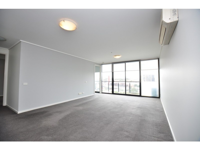 REF 24464/100 Kavanagh Street, Southbank VIC 3006