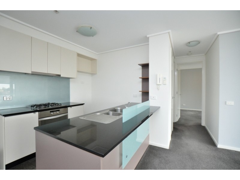 REF 24464/100 Kavanagh Street, Southbank VIC 3006