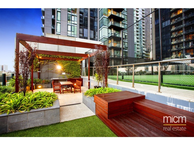 REF 24471/88 Kavanagh Street, Southbank VIC 3006