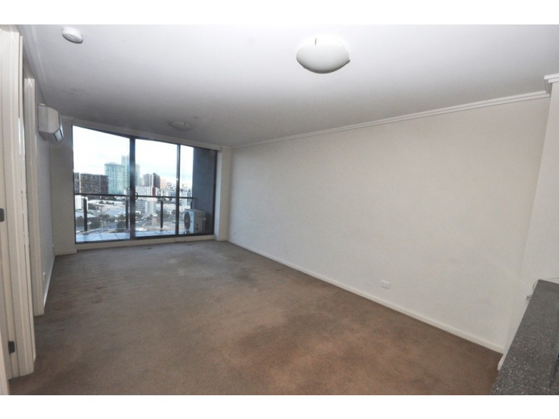 REF 24471/88 Kavanagh Street, Southbank VIC 3006