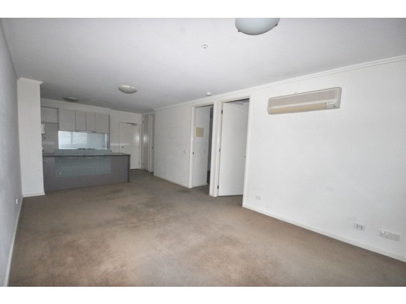 REF 24471/88 Kavanagh Street, Southbank VIC 3006