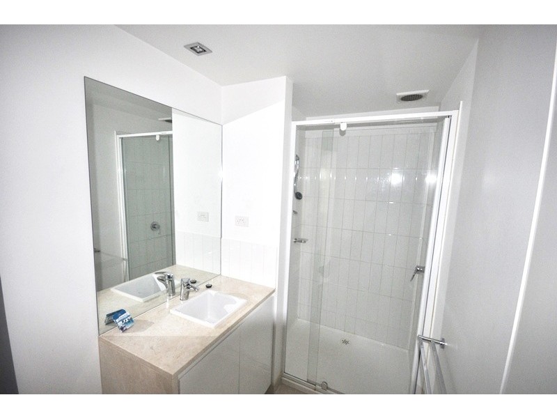 2501/8 Downie Street, Melbourne VIC 3000