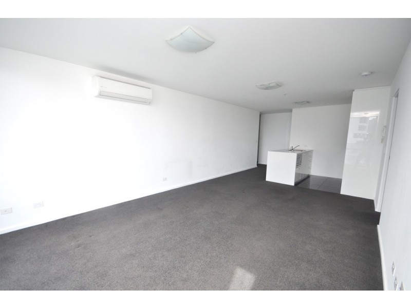 REF 24472/241 City Road, Southbank VIC 3006