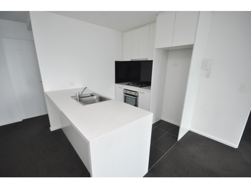 REF 24472/241 City Road, Southbank VIC 3006