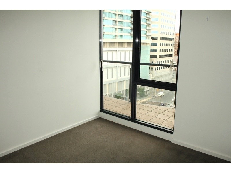 REF 24475/28 Bank Street, South Melbourne VIC 3205