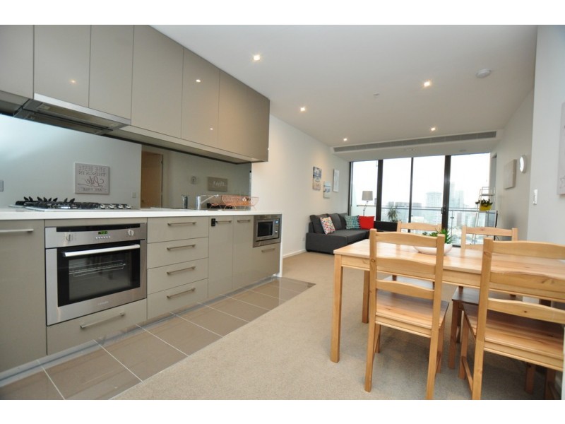 REF 24485/118 Kavanagh Street, Southbank VIC 3006