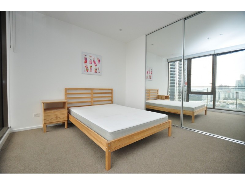REF 24485/118 Kavanagh Street, Southbank VIC 3006
