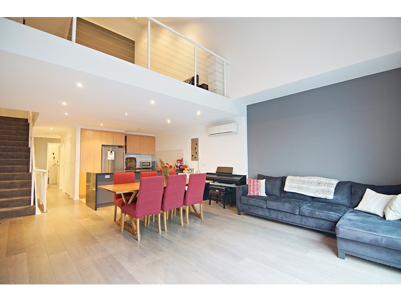 15 Nicholson Place, Melbourne VIC 3000