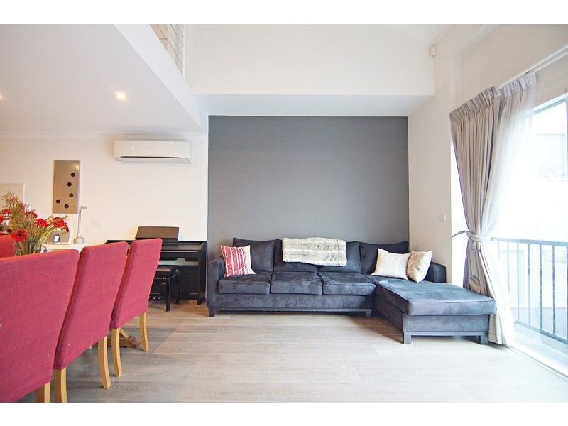 15 Nicholson Place, Melbourne VIC 3000