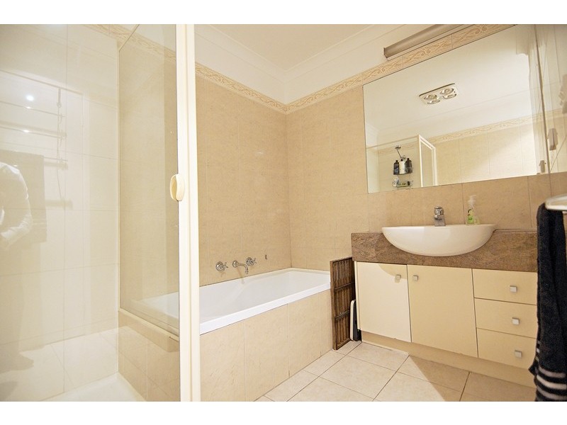 15 Nicholson Place, Melbourne VIC 3000