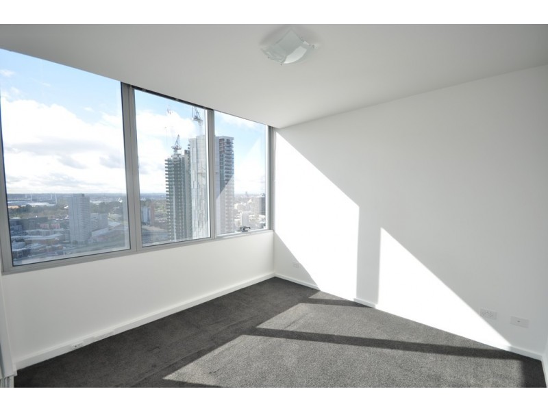 REF 24491/241 City Road, Southbank VIC 3006