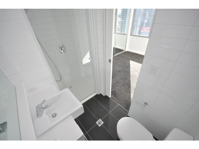 REF 24491/241 City Road, Southbank VIC 3006