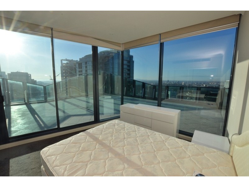 REF 24496/180 City Road, Southbank VIC 3006