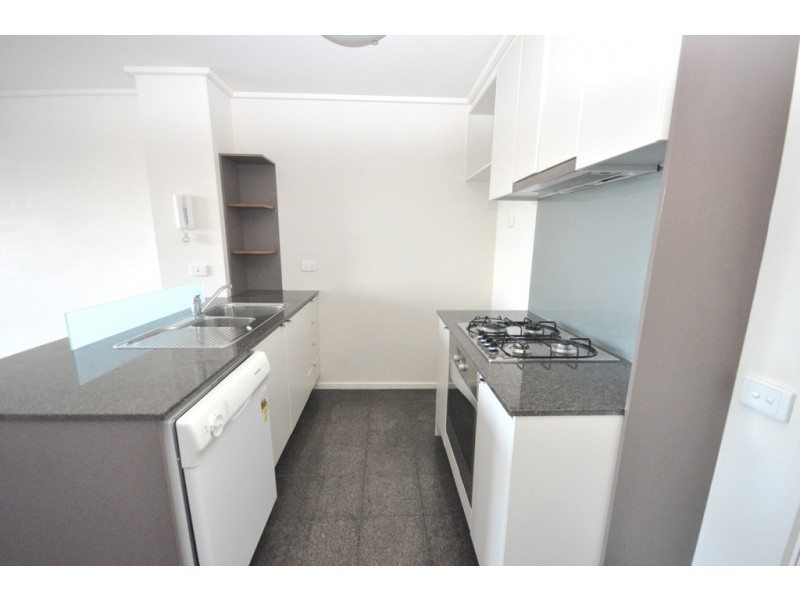 REF 24502/100 Kavanagh Street, Southbank VIC 3006