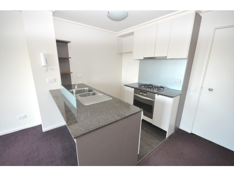 REF 24502/100 Kavanagh Street, Southbank VIC 3006