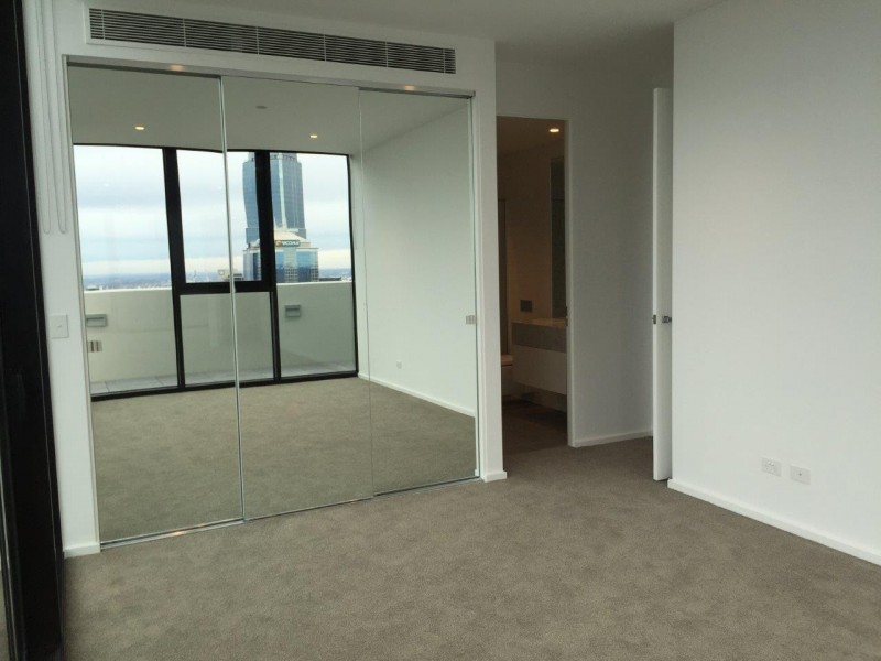 REF 24504/618 Lonsdale Street, Melbourne VIC 3000