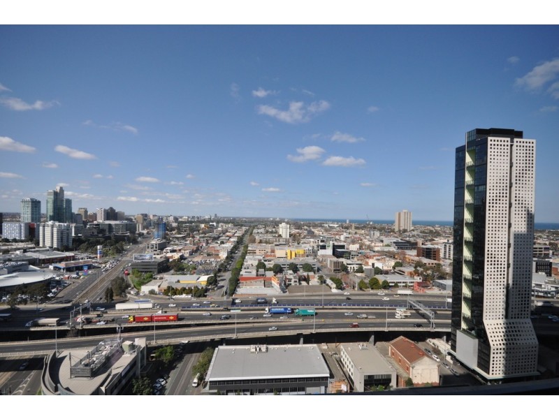 REF 24506/241 City Road, Southbank VIC 3006
