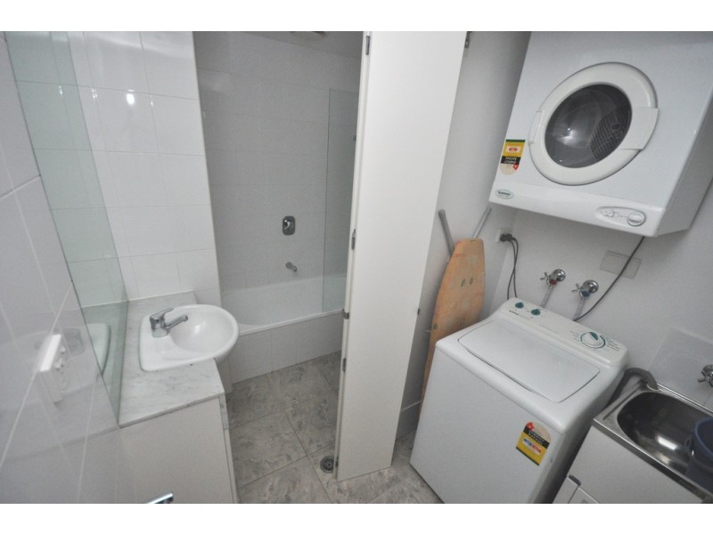 REF 24507/173 City Road, Southbank VIC 3006