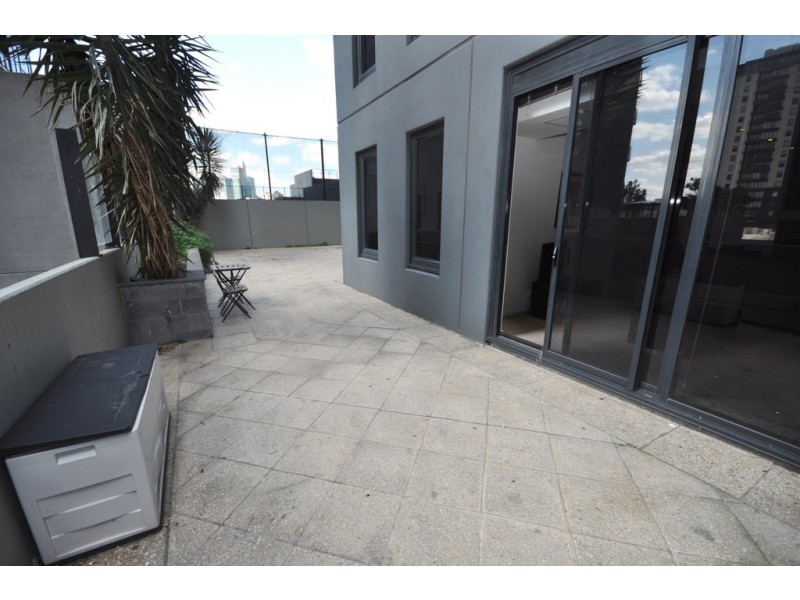 REF 24507/173 City Road, Southbank VIC 3006