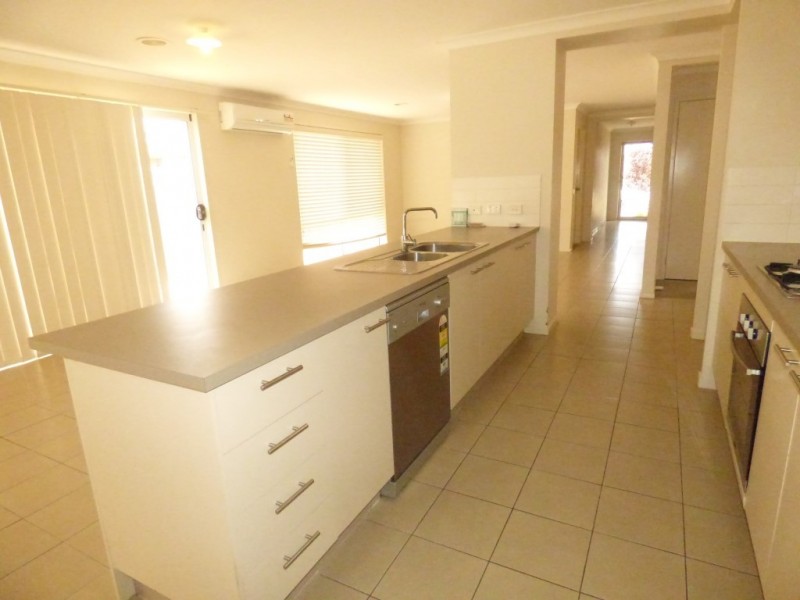 38 Merribah Way, Truganina VIC 3029