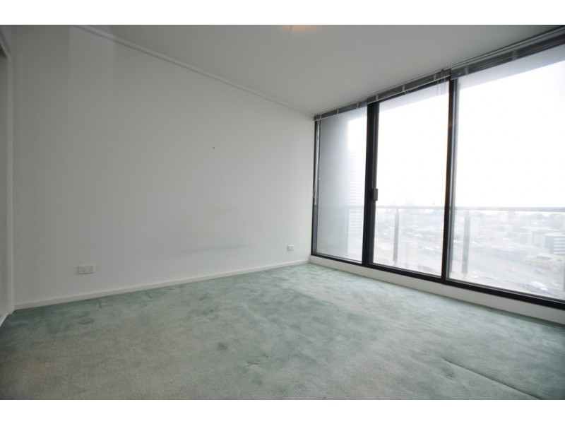 REF 24508/99 Whiteman Street, Southbank VIC 3006