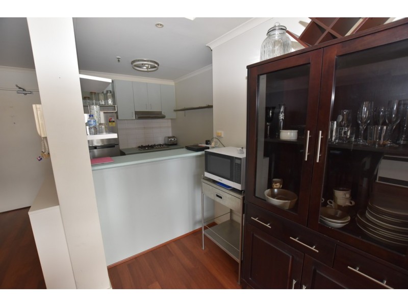 REF 24515/33 Jeffcott Street, Melbourne VIC 3000