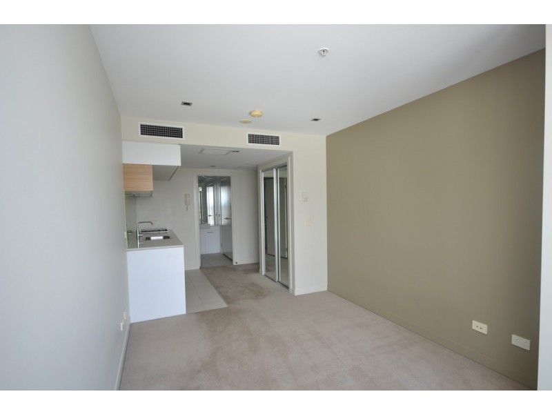 2610B/100 Harbour Esplanade, Docklands VIC 3008