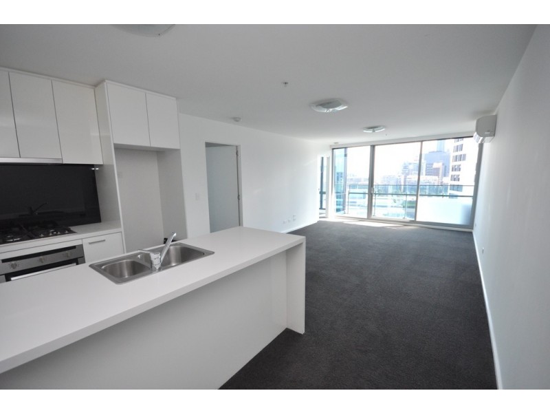 REF 24520/241 City Road, Southbank VIC 3006