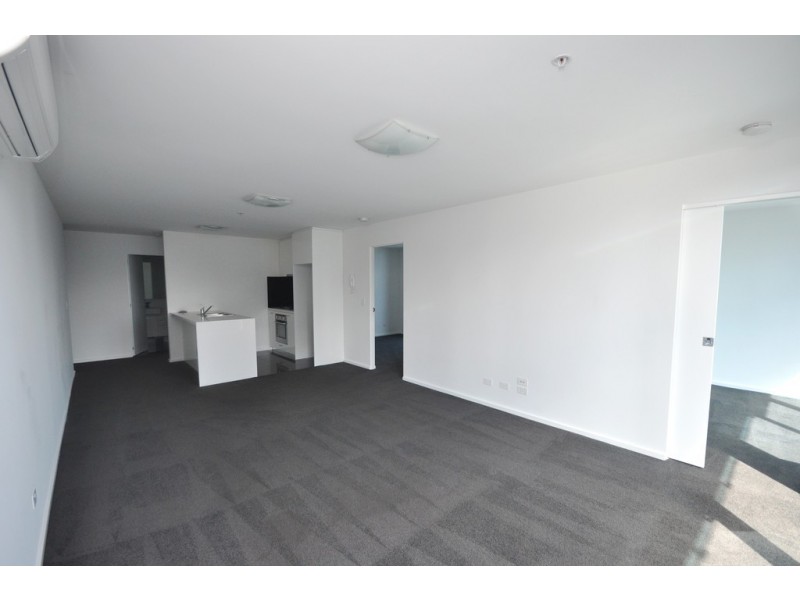 REF 24520/241 City Road, Southbank VIC 3006