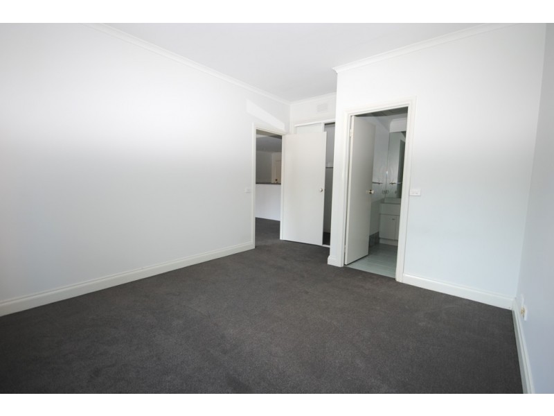 REF 24522/283 Spring Street, Melbourne VIC 3000