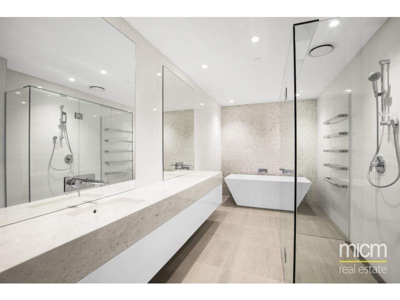 REF 24527/618 Lonsdale Street, Melbourne VIC 3000