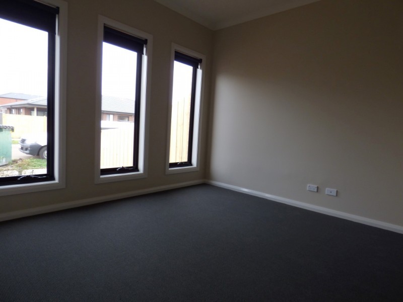 27 Constellation Circuit, Truganina VIC 3029