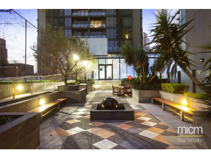 REF 24528/100 Kavanagh Street, Southbank VIC 3006