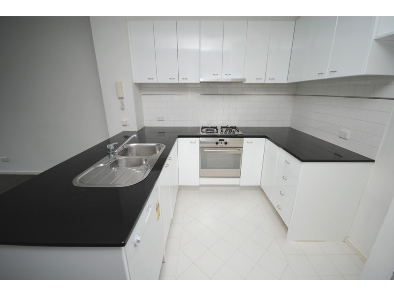 REF 24537/69 Dorcas Street, South Melbourne VIC 3205