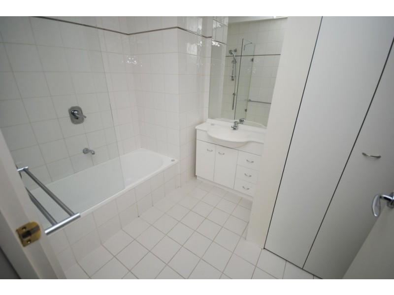 REF 24537/69 Dorcas Street, South Melbourne VIC 3205