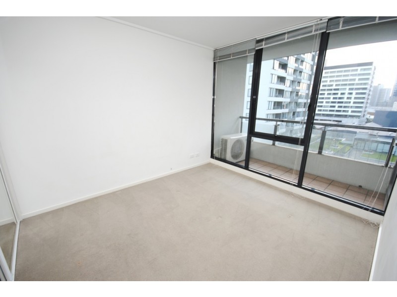 REF 24538/28 Bank Street, South Melbourne VIC 3205