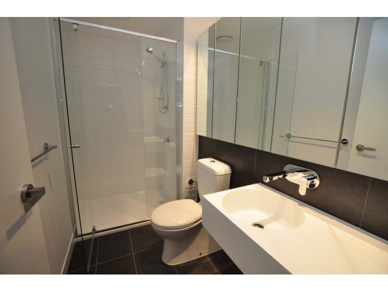 910/33 Rose Lane, Melbourne VIC 3000